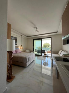 Wide Blue Luxury Suites
